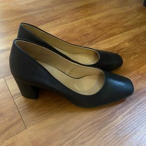 Black Naturalizer Karina Heels Size 9M